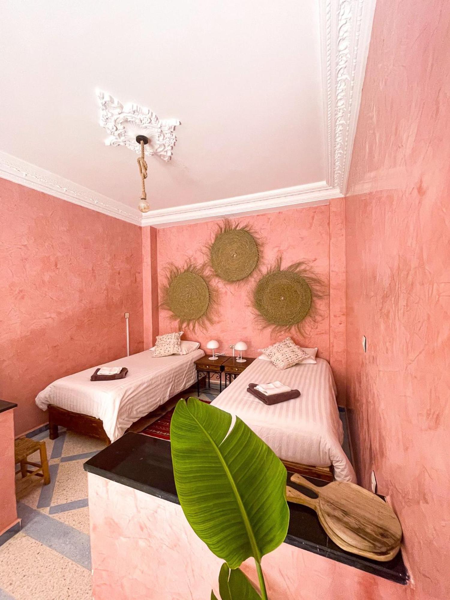 Cli Surf House Morocco Hotel Tamraght Bagian luar foto