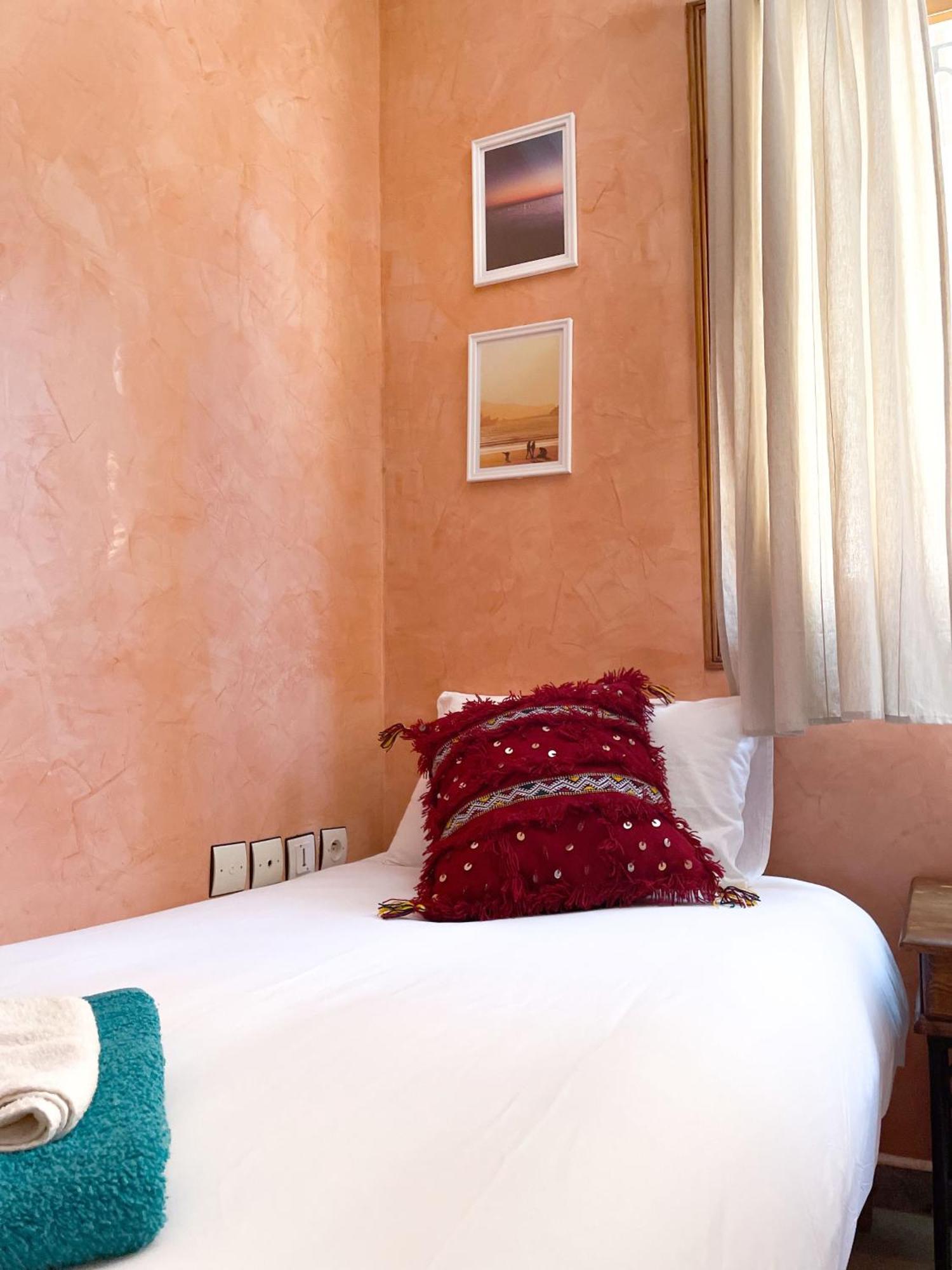 Cli Surf House Morocco Hotel Tamraght Bagian luar foto