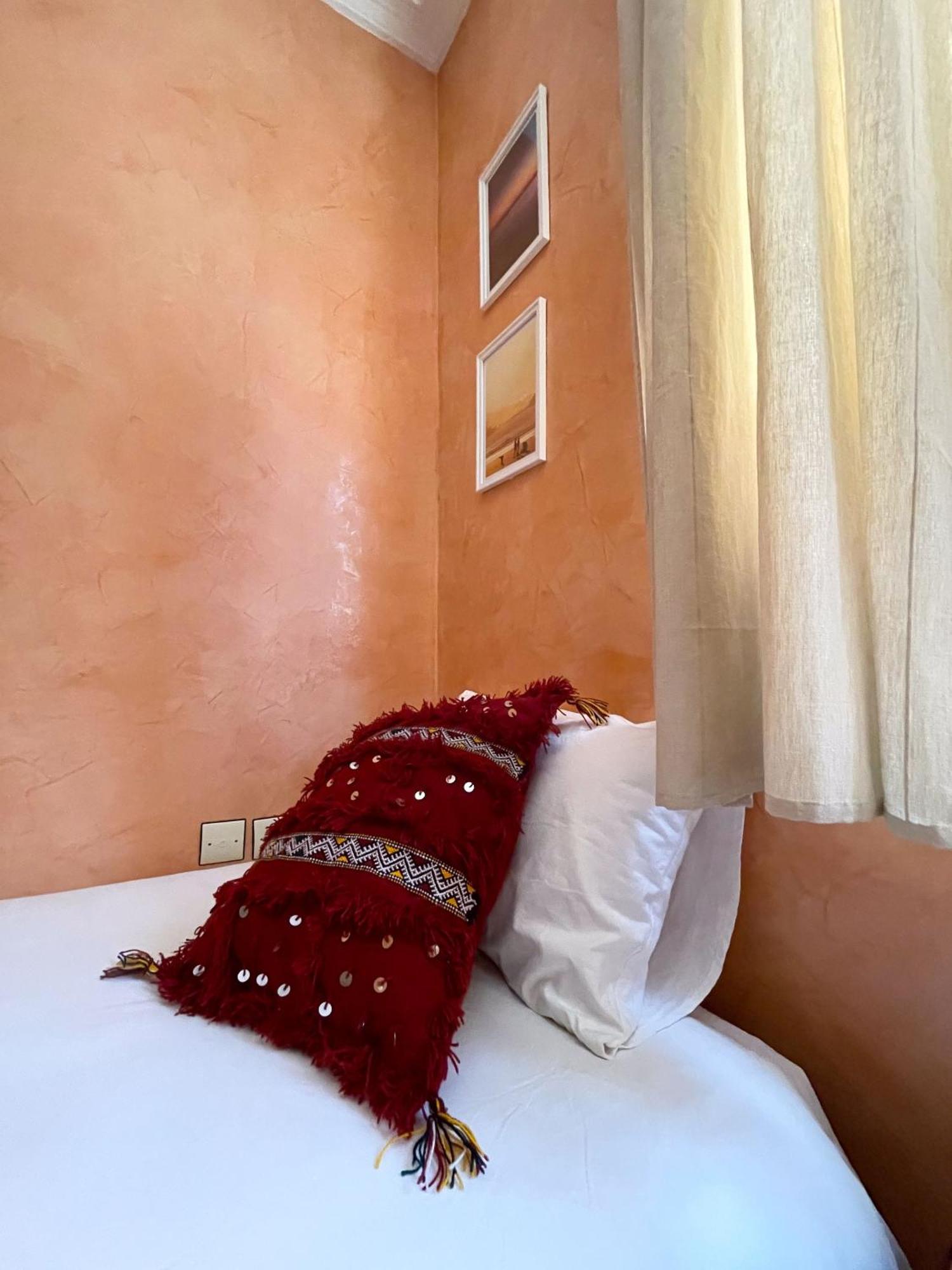 Cli Surf House Morocco Hotel Tamraght Bagian luar foto