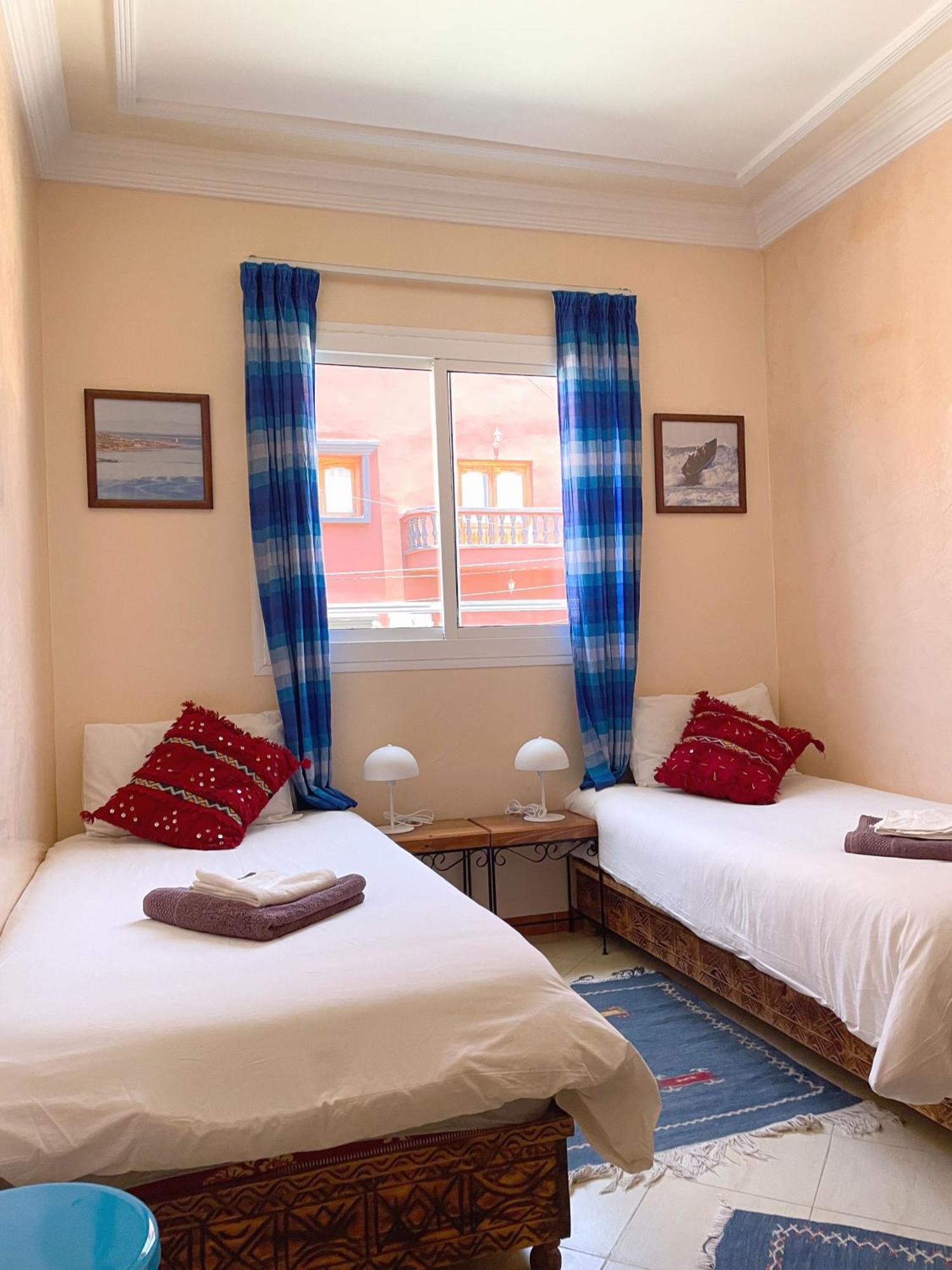 Cli Surf House Morocco Hotel Tamraght Bagian luar foto